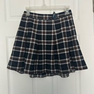NWT! Hollister Black and White Plaid High Rise Mini Skirt